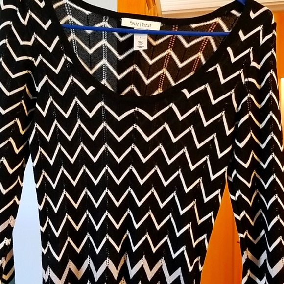 💥WHITE HOUSE/BLACK MARKET💥 - Picture 1 of 6